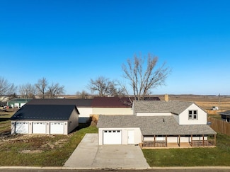 118 2nd Ave W, Turtle Lake, ND 58575