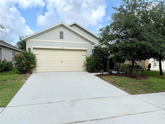 324 Charles Dr, Deland, FL 32724