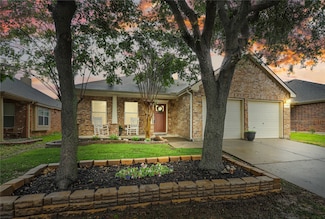 12120 Macaroon Ln, Fort Worth, TX 76244