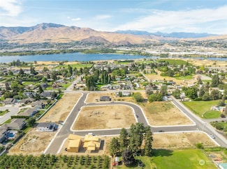 3223 NW Chadwick (Lot 32) Loop, East Wenatchee, WA 98802