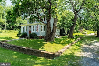 14248 Milltown Rd, Lovettsville, VA 20180