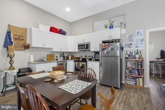 162 Richmond St Unit 3, Philadelphia, PA 19125