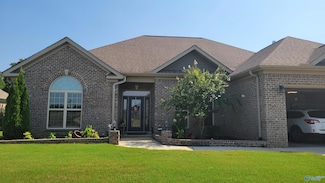 111 Canyon Dr, Madison, AL 35756