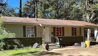 3131 Woodview Dr, Jackson, MS 39212