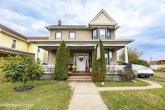 545 W 2nd St, Berwick, PA 18603