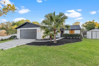 398 Walnut Ct, Palm Harbor, FL 34683