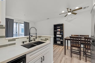1594 Tucker St Unit 56, Oakland, CA 94603