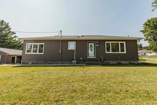 1600 E Mitchell Ave, Waterloo, IA 50702