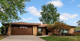 109 Millis Ln, Schaumburg, IL 60193