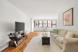 330 3rd Ave Unit 2J, New York, NY 10010