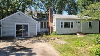 55 Kings Way, Hyannis, MA 02601