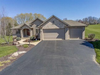 9221 N Osprey Ct, Byron, IL 61010