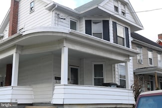 230 W 2nd St, Waynesboro, PA 17268
