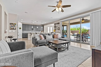 21978 N 100th Ave, Peoria, AZ 85383