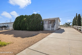 20273 E Quail Run Dr, Mayer, AZ 86333