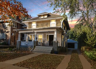 917 S Fell Ave Unit 917 1/2, Normal, IL 61761