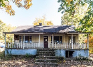 3 Puffin Ln, Woodfin, NC 28804