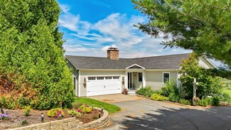 607 Lane Rd, Newport, VT 05855