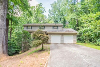 206 Hauteur Place SW, Lilburn, GA 30047
