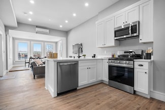 390 Meridian St Unit 1, Boston, MA 02128