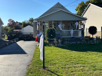 2093 Amsterdam Ave, Schenectady, NY 12303