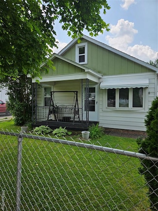 2138 E Judd Rd, Burton, MI 48529