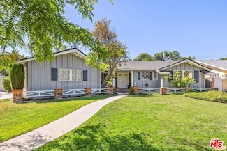 23414 Dolorosa St, Woodland Hills, CA 91367