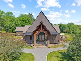 2 Mission St, Baltic, CT 06330