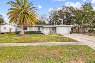 2049 Jefferson Ave, Deltona, FL 32738
