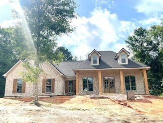 232 Sunnybrook Dr, Carriere, MS 39426