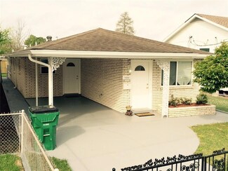 1026 Derbigny St, Gretna, LA 70053