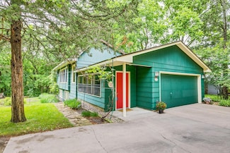 3723 New Brighton Rd, New Brighton, MN 55112