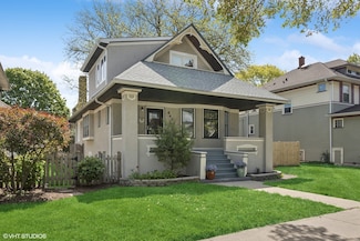 640 S Grove Ave, Oak Park, IL 60304