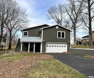 1104 County Road 960 Rd N, Bath, IL 62617
