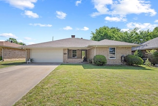 1908 Paula Dr, Denison, TX 75020