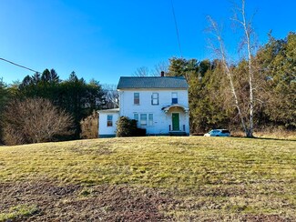 267 Jarvis Ave, Holyoke, MA 01040