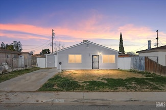 1218 13th St, Wasco, CA 93280