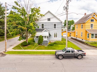 22 Madison St, Granville, NY 12832