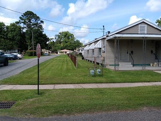 100 Ren Pass Ave, Harahan, LA 70123