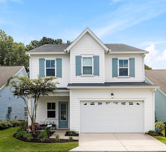 5005 Conestoga Dr, Hanahan, SC 29410