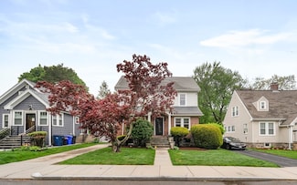 79 Woodard Rd, West Roxbury, MA 02132