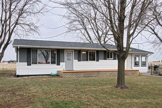 1389 480th St SW, Wellman, IA 52356