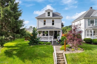 264 4th St SW, Brewster, OH 44613