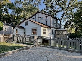 25245 W Chicago Ave, Ingleside, IL 60041