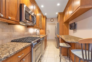 209-20 18th Ave Unit 6C, Flushing, NY 11360