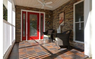 48 Merritt Dr, Blairsville, GA 30512