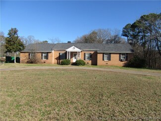 1417 Bragg St, Sanford, NC 27330