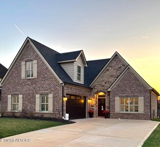 2349 Brooke Willow Blvd, Knoxville, TN 37932
