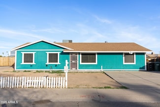 323 N 69th Ave Unit IV, Phoenix, AZ 85043
