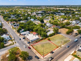 709 S Pine St, San Antonio, TX 78203